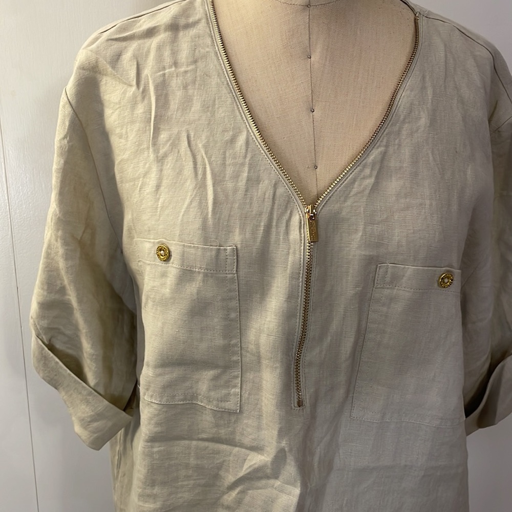 Ellen Tracy Company linen zipper down short sleeve blouse in sandstone - Picture 2 of 8
